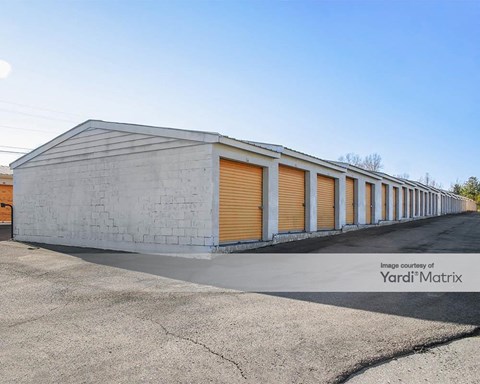 Storage Units for Rent available at 648 Grove Avenue SW, Cleveland, TN 37312