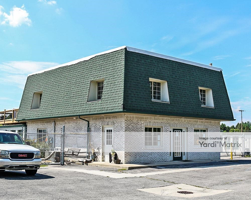 Storage Units for Rent available at 9735 Lewis Avenue, Temperance, MI 48182 - Photo Gallery 1