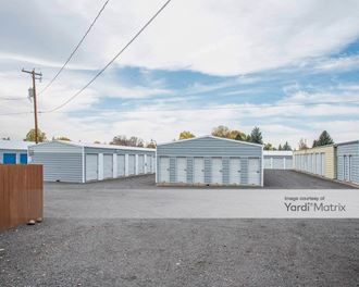 Storage Units for Rent available at 1401 NW 6Th Avenue, Redmond, OR 97756