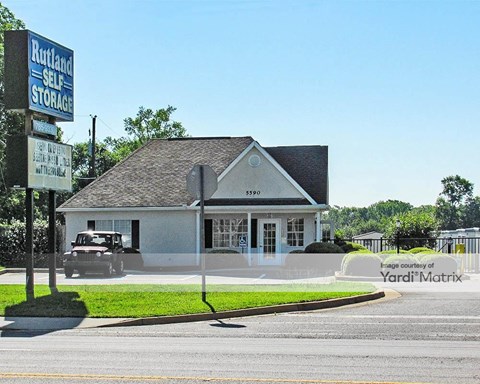 Storage Units for Rent available at 5590 Houston Road, Macon, GA 31216