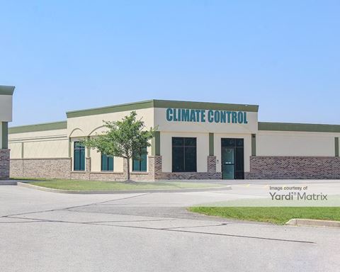 Storage Units for Rent available at 9204 Stellhorn Crossing Blvd, Fort Wayne, IN 46815