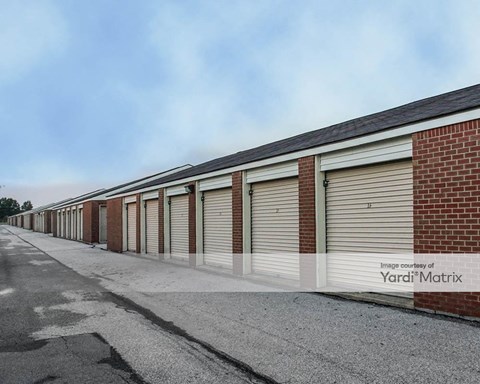 Storage Units for Rent available at 826 East Tillman Road, Fort Wayne, IN 46816