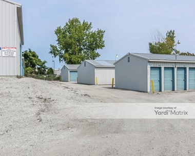 Storage Units for Rent available at 2701 East Durbin Street, Warsaw, IN 46580 Photo Gallery 1