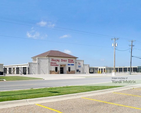 Storage Units for Rent available at 308 North Sherman Avenue, Levelland, TX 79336