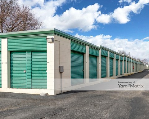 Storage Units for Rent available at 315 Oakwood Avenue NE, Huntsville, AL 35811