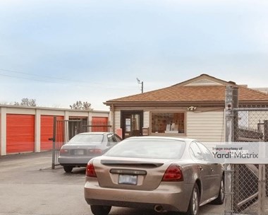 Storage Units for Rent available at 4324 Poplar Level Road, Louisville, KY 40213 Photo Gallery 1
