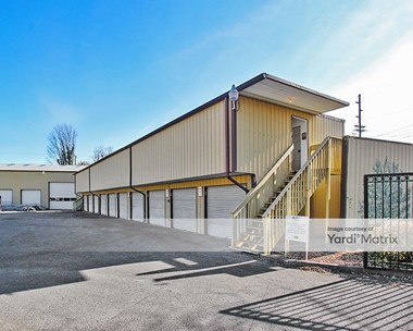 Storage Units for Rent available at 2133 Frankfort Avenue, Louisville, KY 40206 Photo Gallery 1