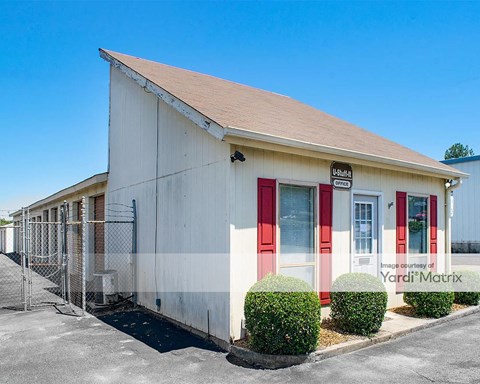 Storage Units for Rent available at 2274 Moody Road, Warner Robins, GA 31088