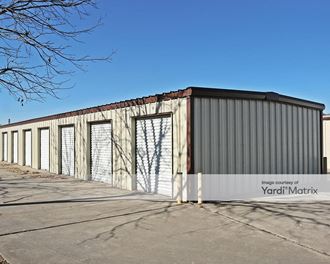 Storage Units for Rent available at 225 Queen Drive, Hewitt, TX 76643