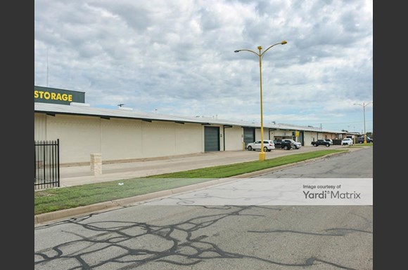 Ideal Self Storage 225 North Industrial Road Waco Rentcafe