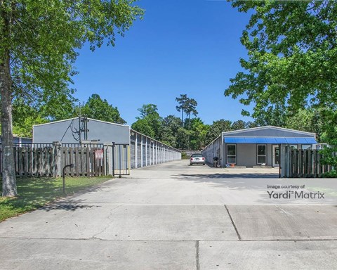 Storage Units for Rent available at 1205 West Causeway Approach, Mandeville, LA 70471
