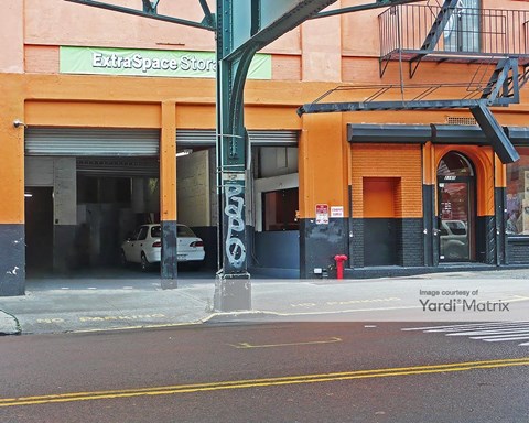 Storage Units for Rent available at 2165 Jerome Avenue, Bronx, NY 10453