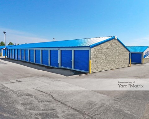 Storage Units for Rent available at 4201 Perry Crossing Road, Sellersburg, IN 47172