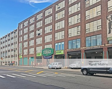Storage Units for Rent available at 36-02 Northern Blvd, Long Island City, NY 11101 Photo Gallery 1