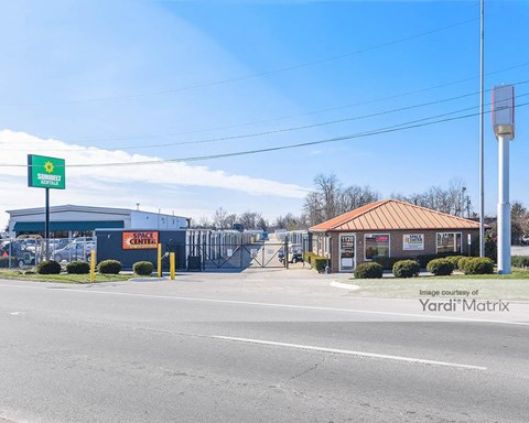 Storage Units for Rent available at 1120 East New Circle Road, Lexington, KY 40505