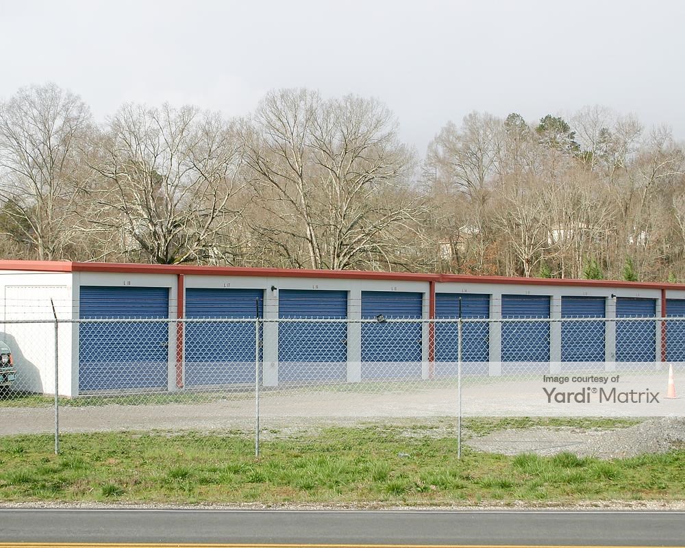 Storage Units for Rent available at 8831 Dallas Hollow Road, Hixson, TN 37343 - Photo Gallery 4