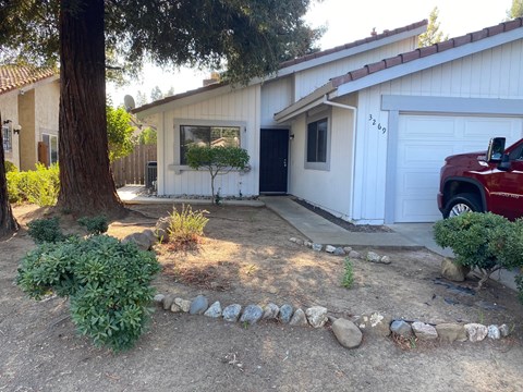3269 Hartford Ave 2 Beds Apartment for Rent