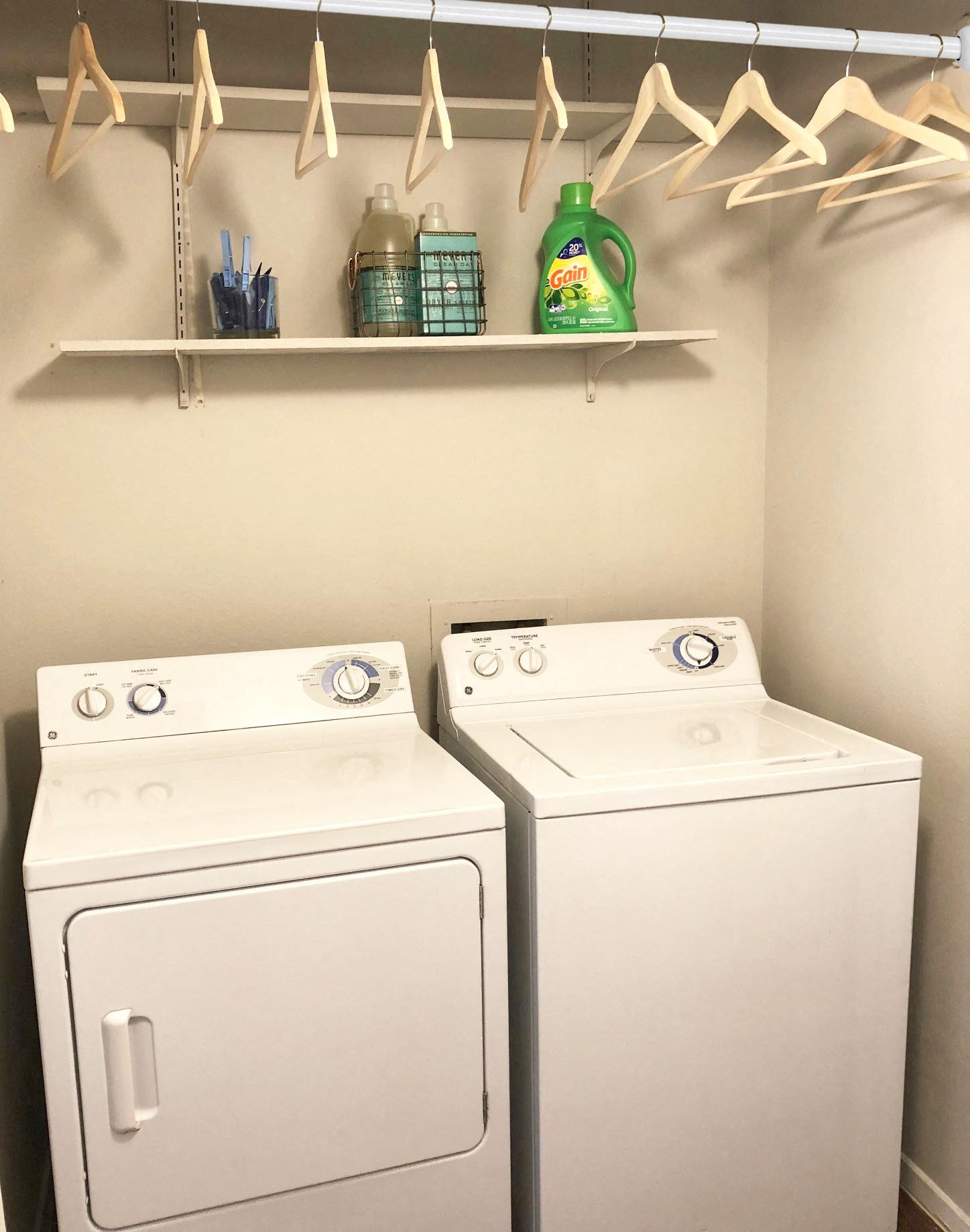 room with washer and dryer