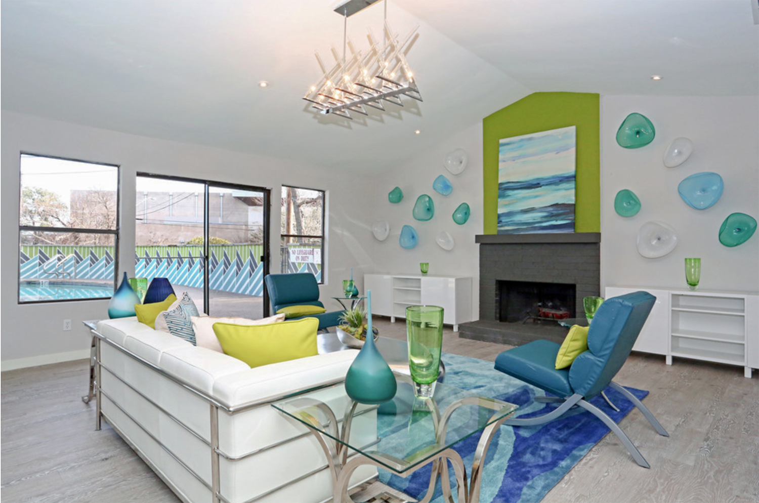 Leasing office with seating