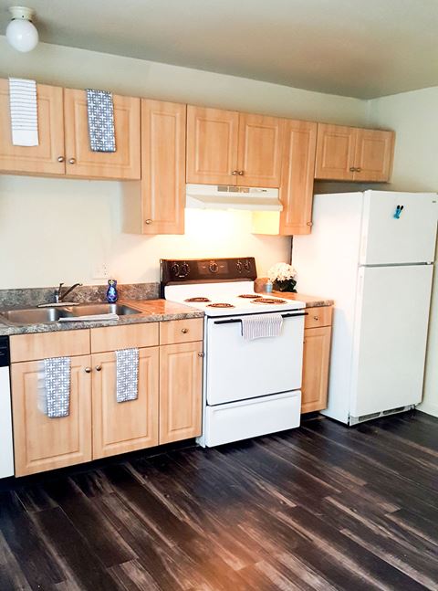 Kitchen at Granite Heights Apartment Homes, Chattanooga, TN, 37406