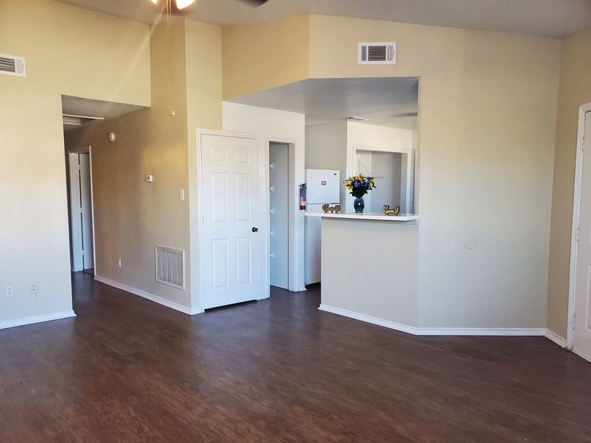 Living room leading to kitchen - Photo Gallery