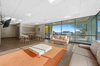 Community Room at 7251 at Waters Edge, Chicago, 60649