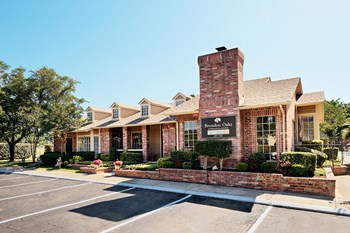 Brandon Oaks Apartments 800 Vista Valet San Antonio Tx - Rentcafe