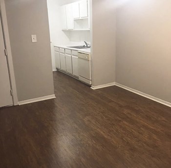 Living room and kitchen - Photo Gallery 3