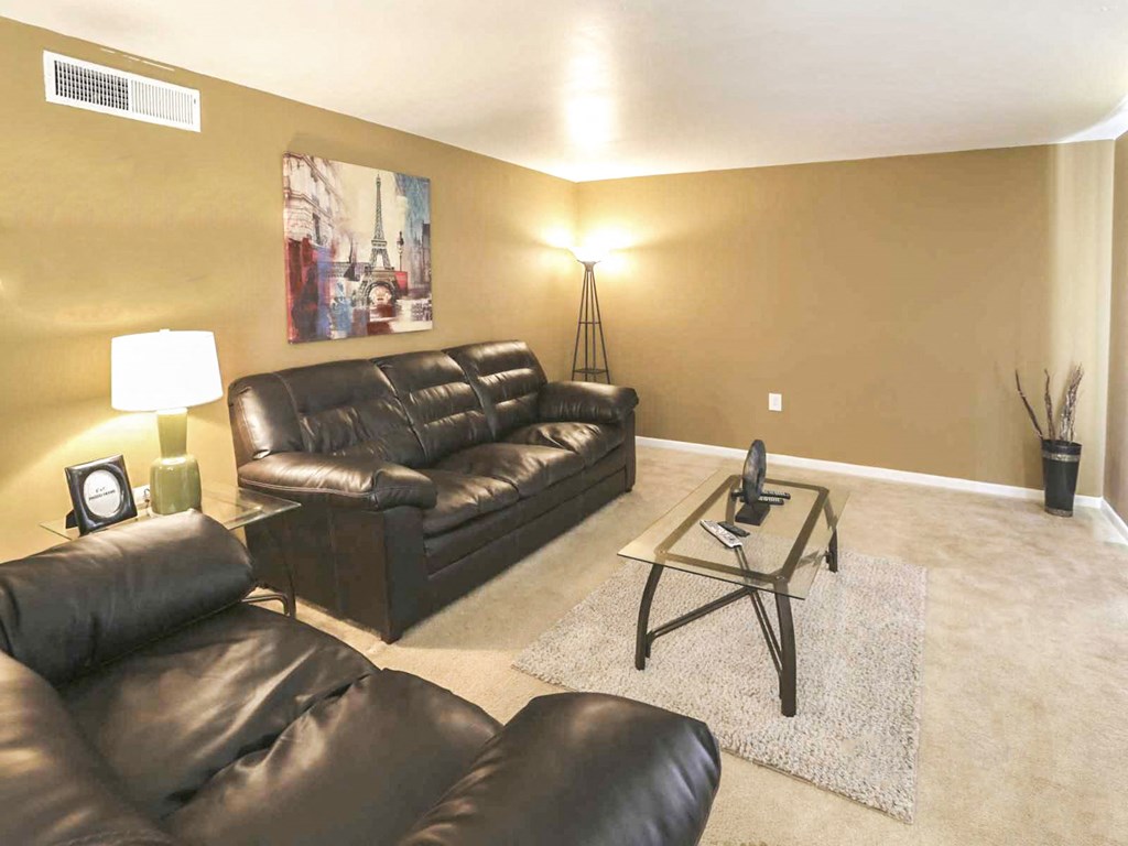 Furnished living room at Stratford Manor Apartment Homes, Mississippi