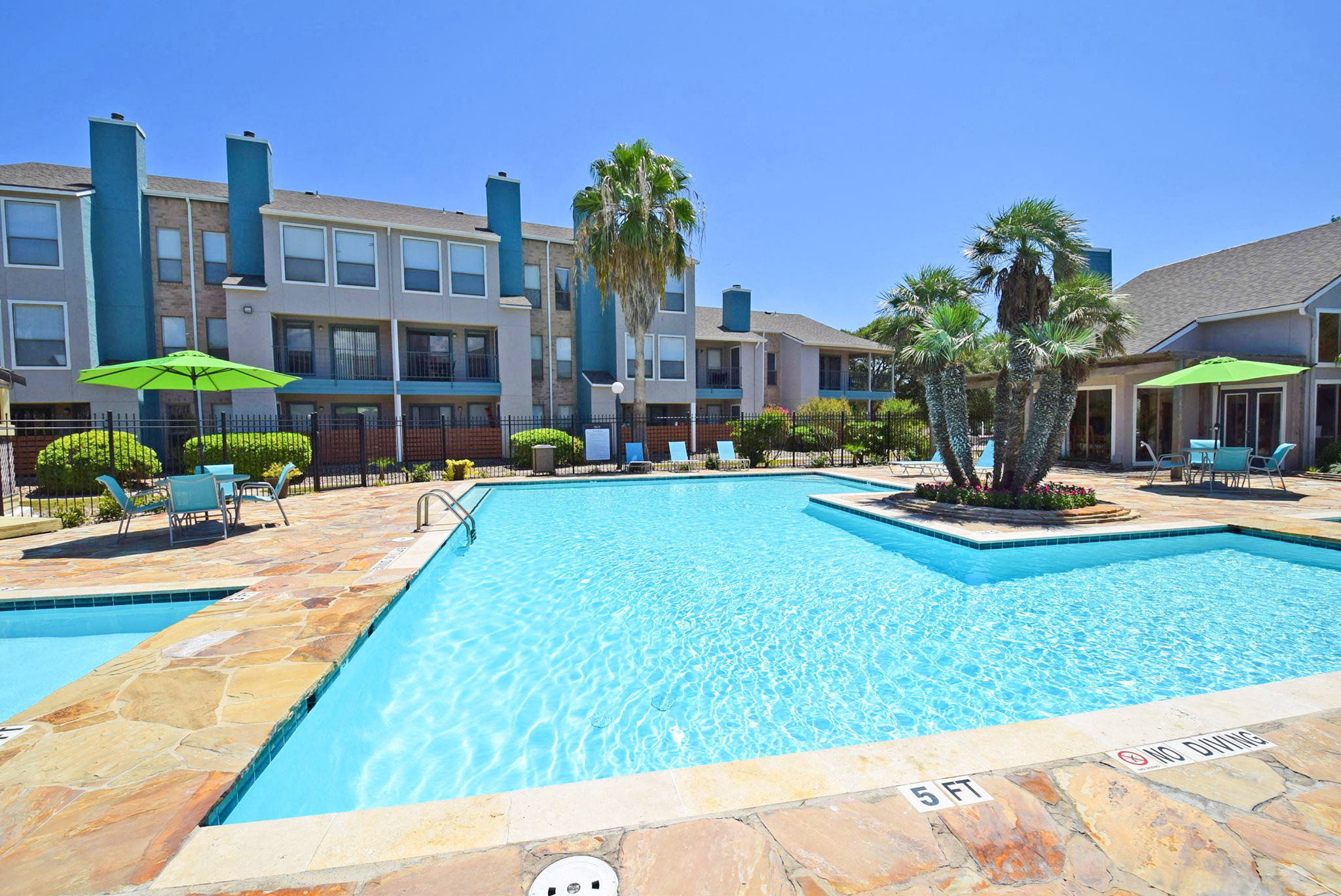 Sugar Tree Apartments in Corpus Christi, TX