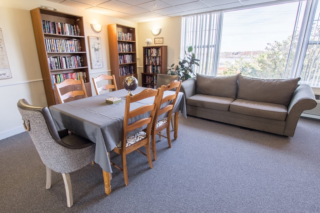 Clubroom at Lakewood Towers Senior Apartments in Lake Villa, IL