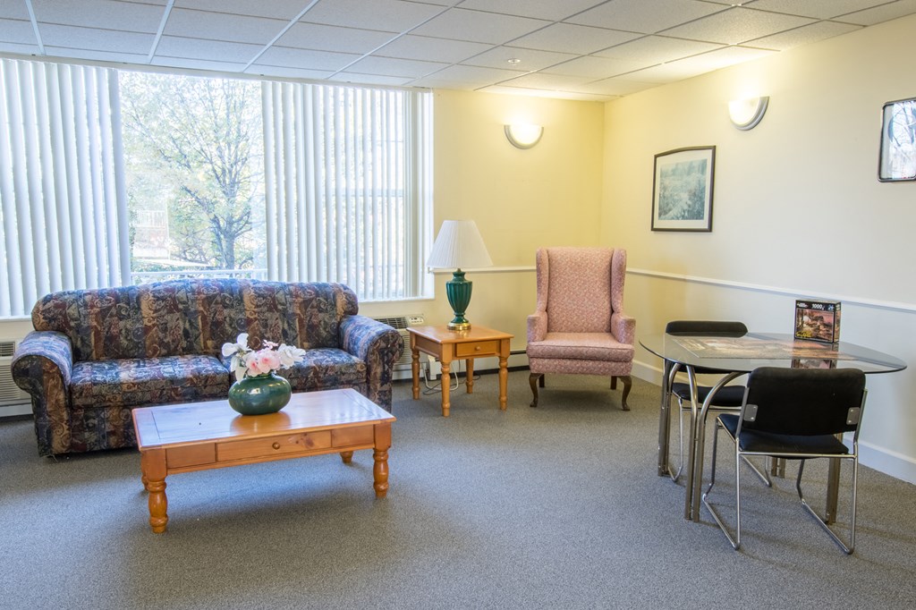 Clubroom at Lakewood Towers Senior Apartments in Lake Villa, IL