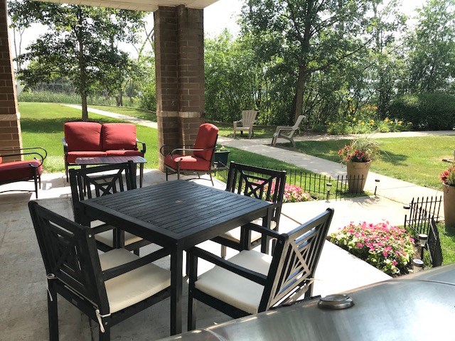 Patio at Lakewood Towers Senior Apartments in Lake Villa, IL