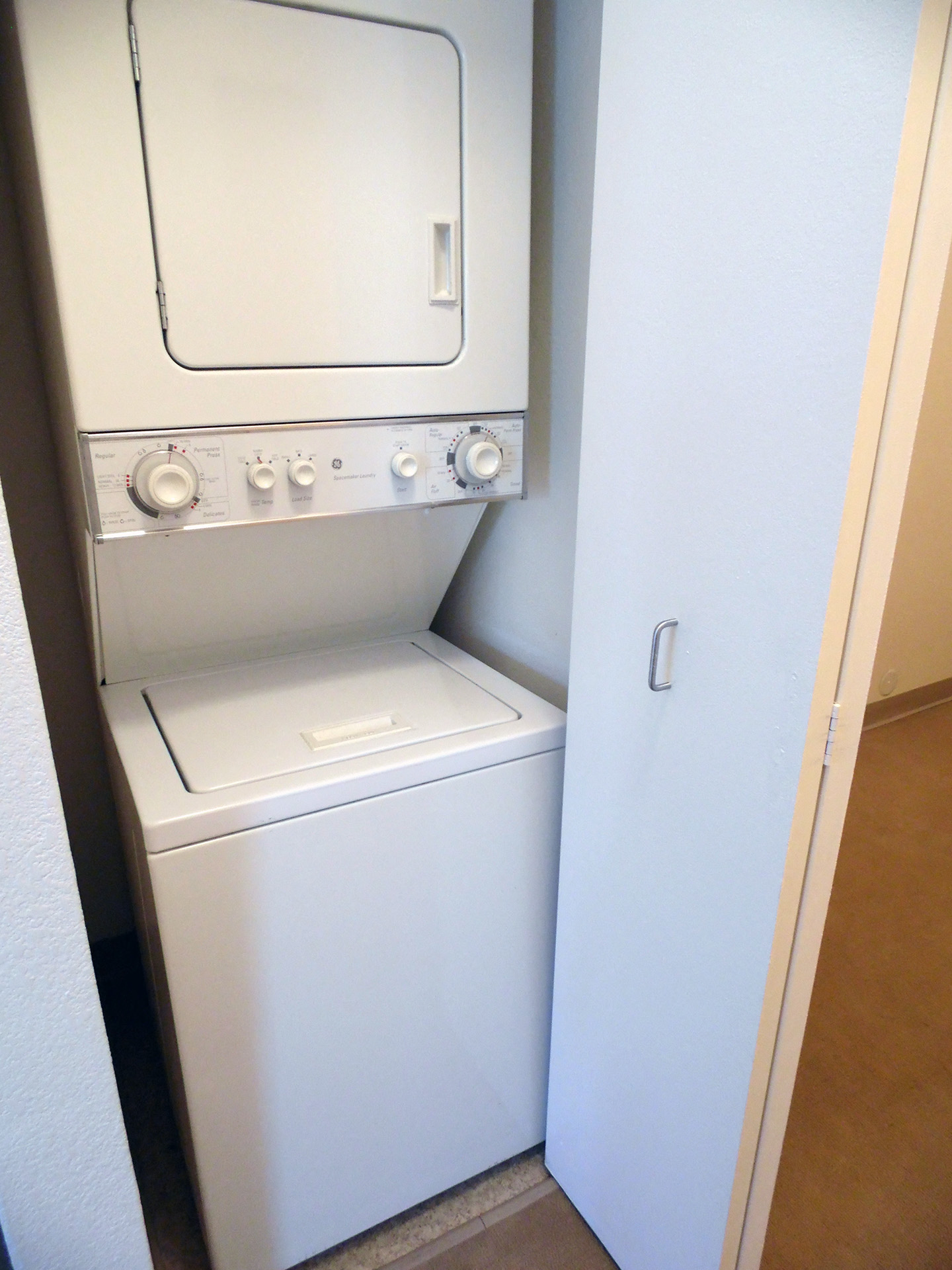 Cottage Hill Stacked Washer and Dryer