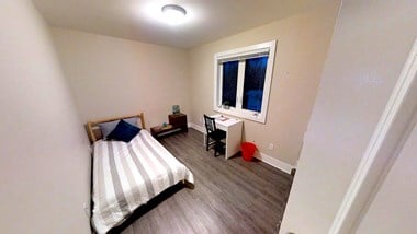138 -140 Osgoode Street Studio-5 Beds Apartment for Rent