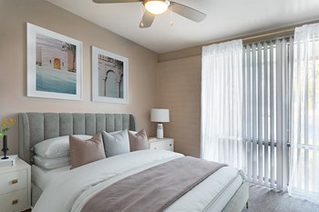 1923 North 70th Street Studio-2 Beds Apartment for Rent - Photo Gallery 4