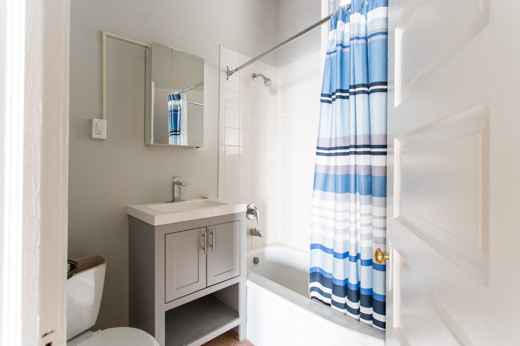 Updated Bathroom 3925-3D