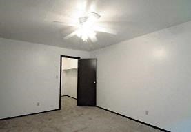 1550 169th St. 1-2 Beds Apartment for Rent - Photo Gallery 7