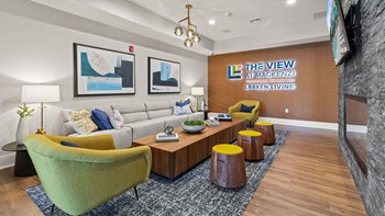 2035 Patriot Street 2 Beds Apartment for Rent - Photo Gallery 3