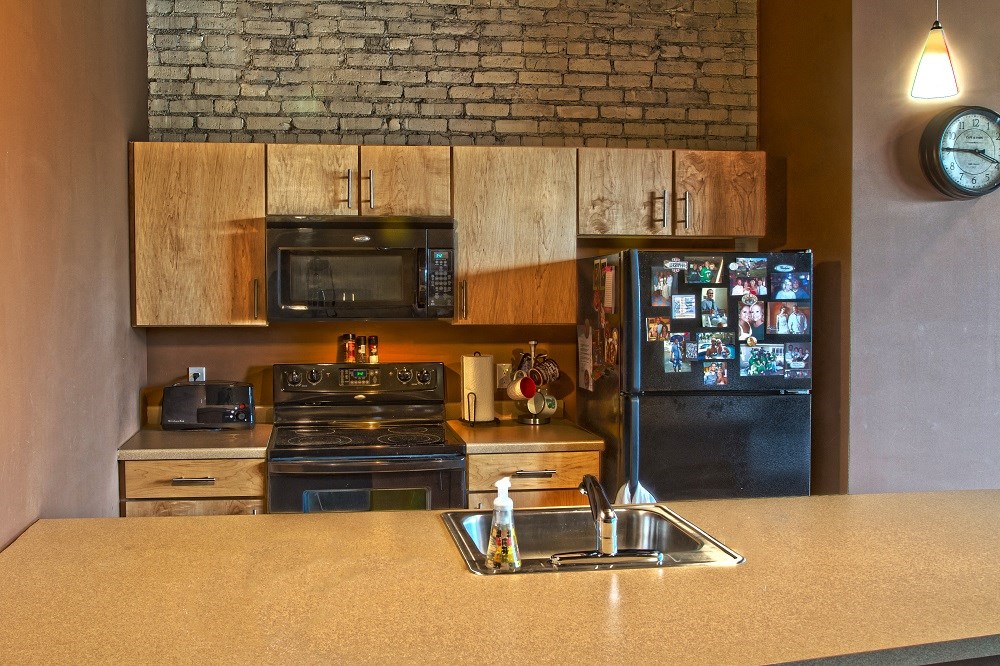 309 Roberts Street North 1 Bed Apartment for Rent