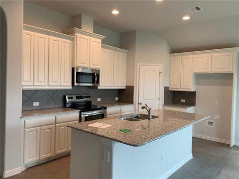 618 Dove Creek Park 4 Beds Apartment for Rent