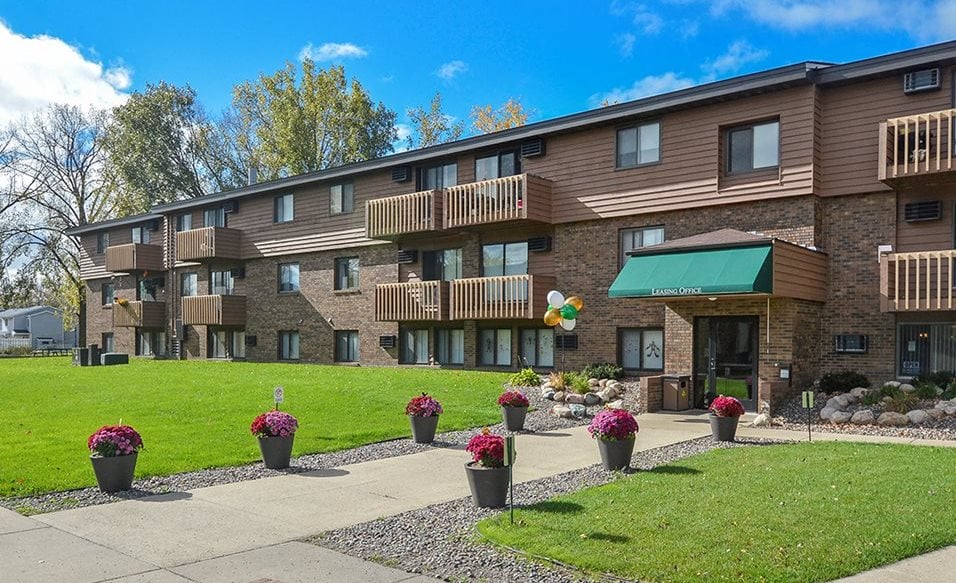 Uppertown Apartments Apartments In St Cloud Mn