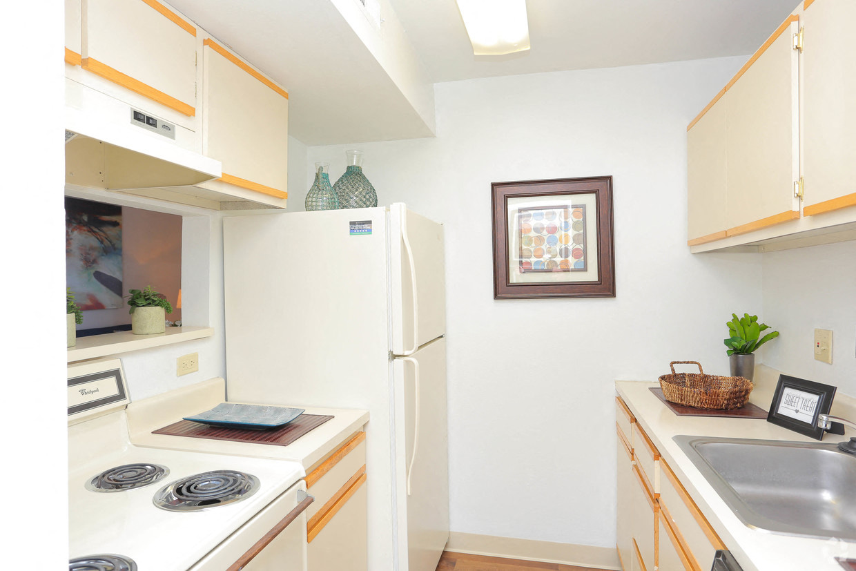 The Finn Apartments 5370 Knoll Creek Drive Hazelwood Mo Rentcafe