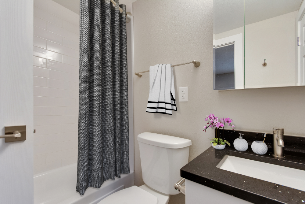 137 S Penn Apartments in Denver, Colorado