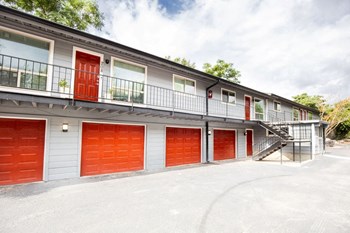 2017 Bluebonnet Lane Studio-2 Beds Apartment for Rent - Photo Gallery 5