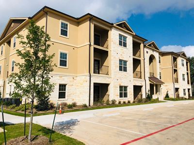 Smoke-Free Buildings at Davies Ranch, Austin, Texas