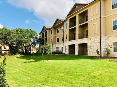 Beautiful Manicured Landscaping at Davies Ranch, Austin