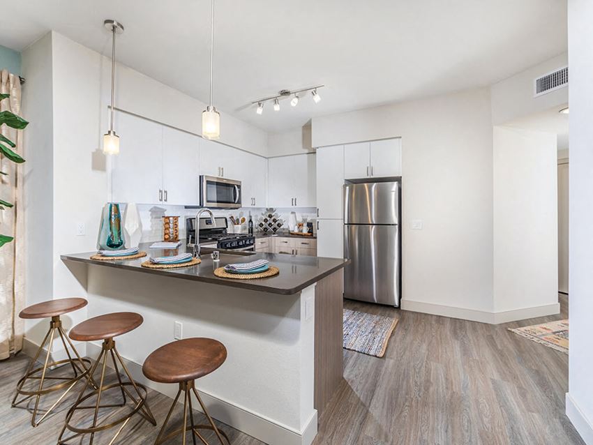 Model Two Bedroom Varietal Design Package Kitchen at The Braydon Apartments in Napa CA - Photo Gallery