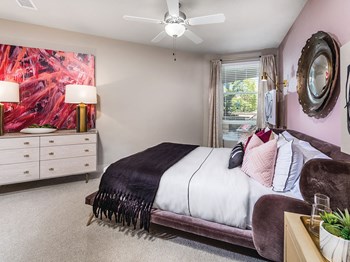 98 North First Street Studio-2 Beds Apartment for Rent - Photo Gallery 4