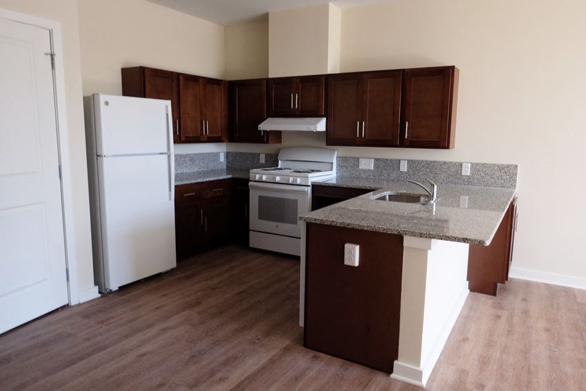 2636 W North Avenue 1-3 Beds Apartment, Affordable for Rent - Photo Gallery